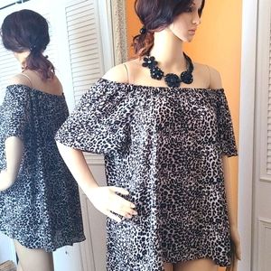 Vince Camuto Off Shoulder Top